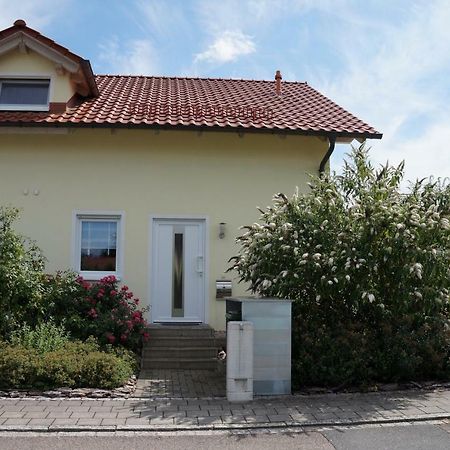 Ferienhaus Lindelburg Шварценбрук Екстериор снимка