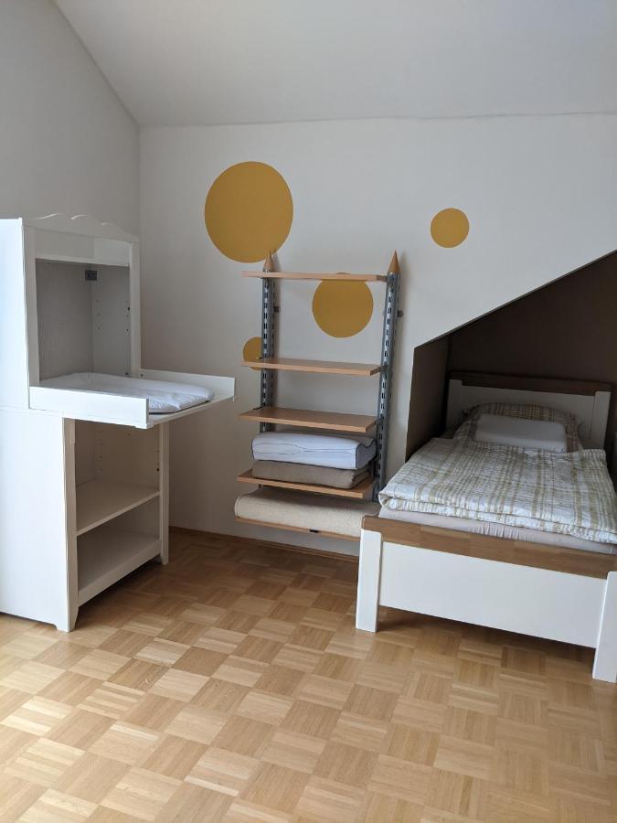 Ferienhaus Lindelburg Шварценбрук Екстериор снимка